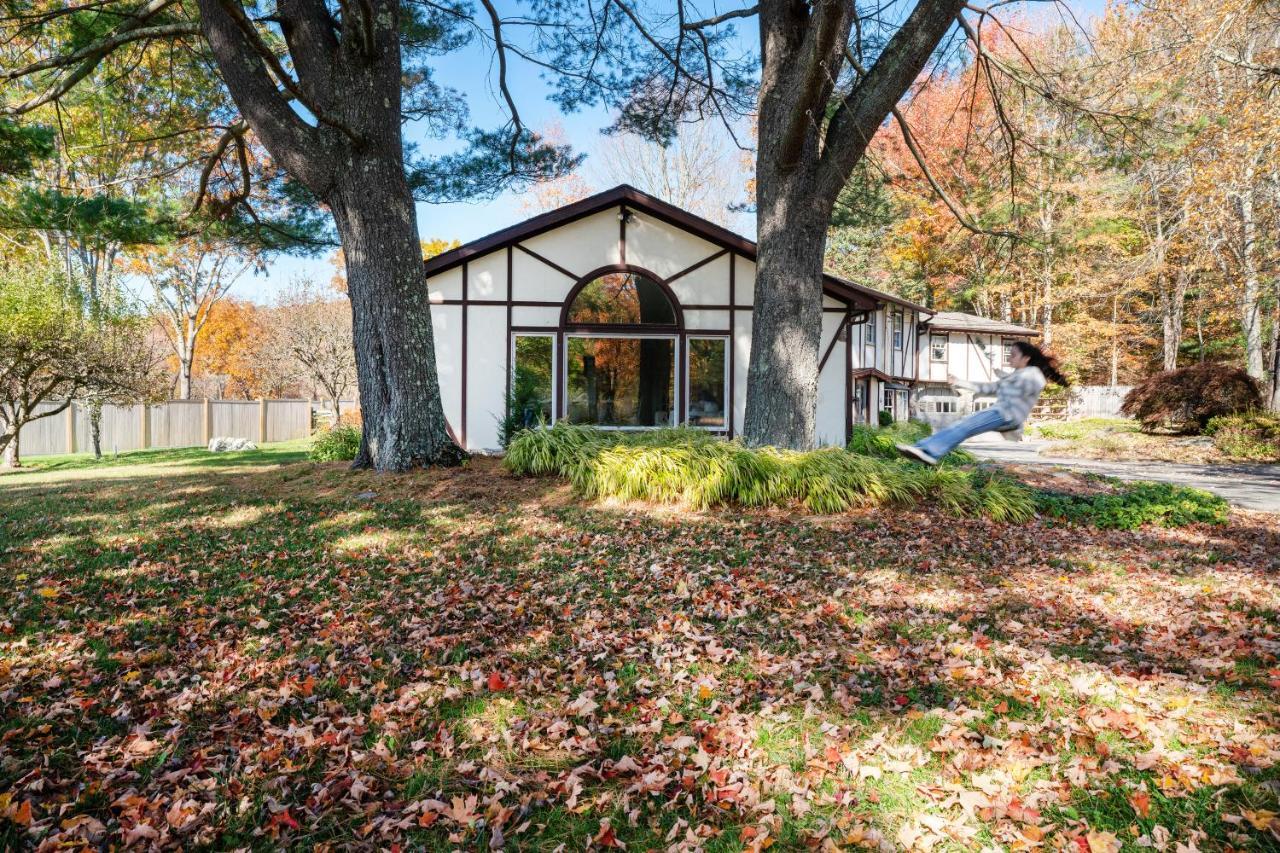 Country Lake House Nestled Between Vineyards Warren Exterior foto